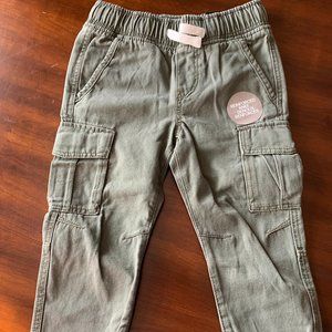 Army green cargo pants 4T